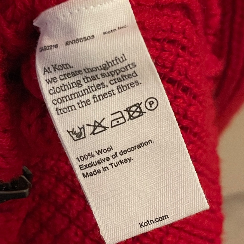 KOTN Cable Zip Sweater New with Tags - Picture 6 of 7